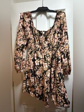 NWOT Liberty Love Navy Pink Floral Off-Shoulder Top